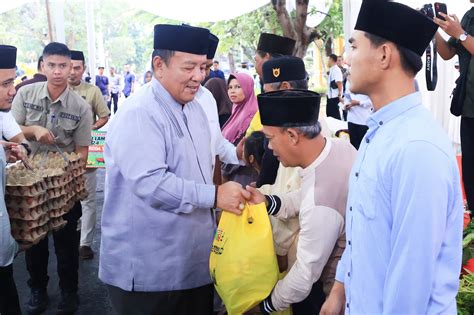 Safari Ramadan Di Kota Metro Gubernur Arinal Djunaidi Berikan Sejumlah