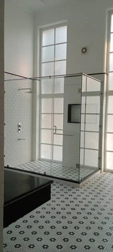 Saint Gobain Hinged Openable Shower Enclosure For Bathroom Toughened