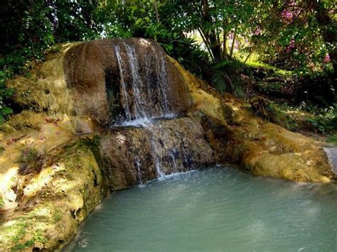 Cascada De Pura Agua Termal Como Esta Hay Varias Foto Di Las Aguas De