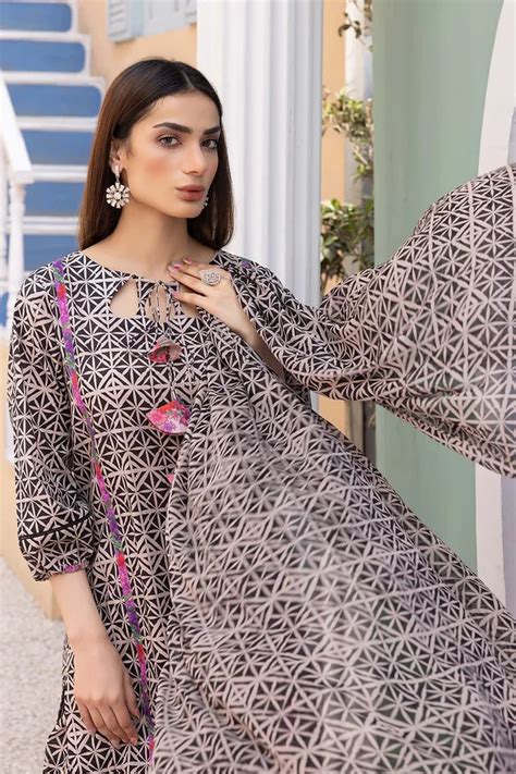 Latest Same Printed Shalwar Kameez Suit Designs