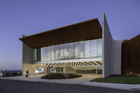 画廊 圣十字学院先锋表演艺术中心，四片墙体的空间关系 Diller Scofidio Renfro 6