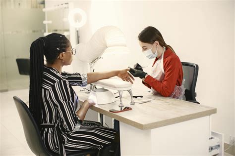 Foto De Stock Gratuita Sobre Interior Abrillantar Arte De Uñas Aseo Autocuidado Balneario