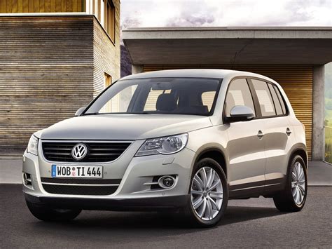 Volkswagen Tiguan 20 Tdi Photos News Reviews Specs Car Listings