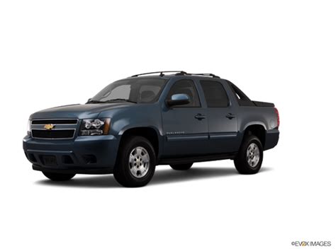 2012 Chevy Avalanche 1500 Vs 2012 Cadillac Escalade Ext Rydell Chevrolet