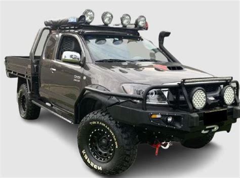 Accessories Suitable for Toyota Hilux SR & SR5