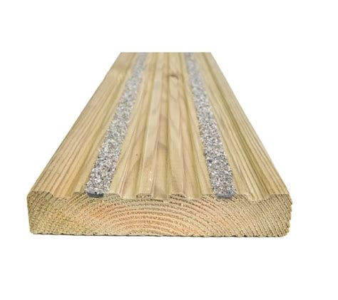 28mm X 145mm Redwood Treared Antislip Decking Timber Decking Board