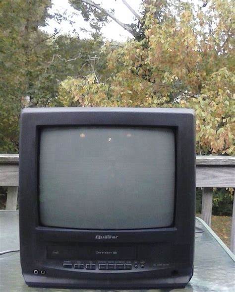 *Quasar VV-1302 13" CRT *SMASH BROS*TV/VCR COMBO TELEVISION * VHS ...