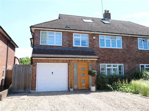 Bed Semi Detached House For Sale In Sterry Drive Thames Ditton Kt