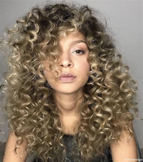 How To Freshen Up Your Curls Bangstyle House Of Hair Inspiration