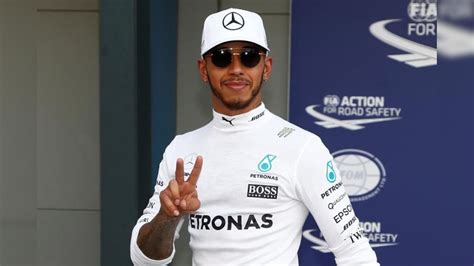 Lewis Hamilton Favourite for 2018 Title and Knighthood