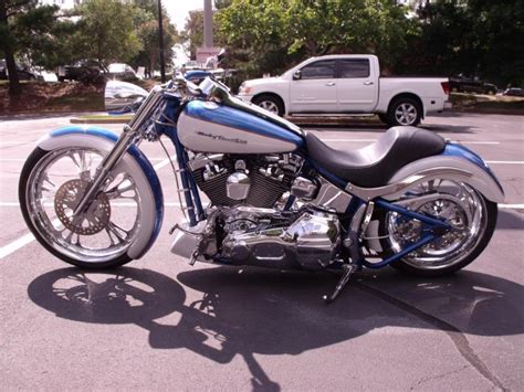 ice1ink™: Harley-Davidson Softail Deuce custom