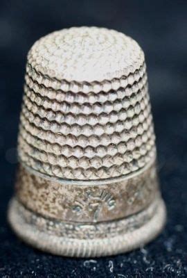 Antique Sterling Silver Thimble Waite Thresher Co