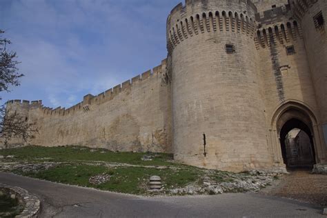 roquemaure map  roquemaure  france