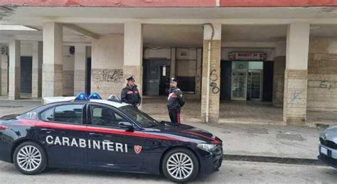 Il Caso A Mondragone Trovata Morta In Un Baule Comune Abruzzese