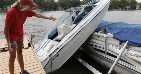 Photos Boat Crashes Into Dock Lands On Pontoon On Fox River In