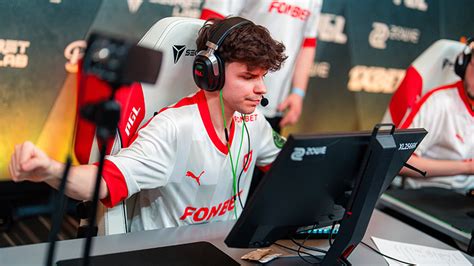 Mouz Spirit And Navi Run Riot In Pgl Main Copenhagen Elimination