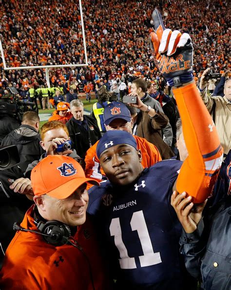 Auburn Fan Reaction Videos Totally Capture The Craziness Of The Iron