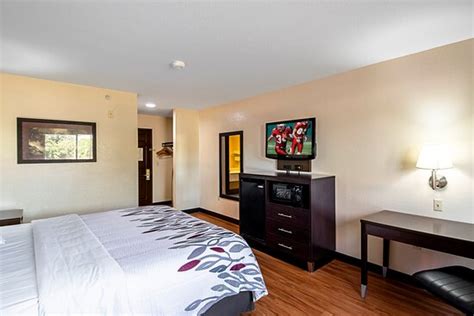 Red Roof Inn San Marcos 58 ̶6̶9̶ Updated 2023 Prices And Hotel