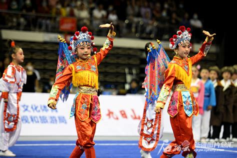 全国600余名少侠决战瑶池！新疆首次举办全国青少年武术套路锦标赛 天山网 新疆新闻门户