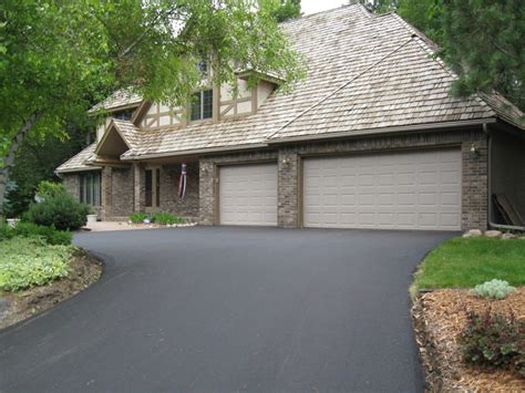 Pictures - Driveway Design - Residential Asphalt and Concrete Specialists