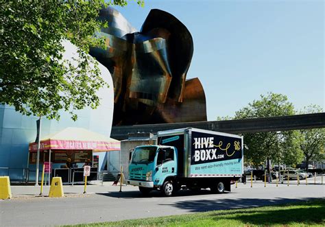 8 Great Billboard Truck Campaigns And Why They Work