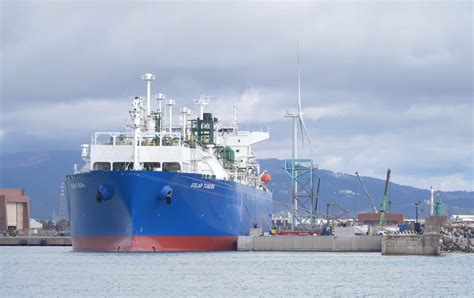 Italys Snam Offers Remaining Piombino FSRU Capacity LNG Prime