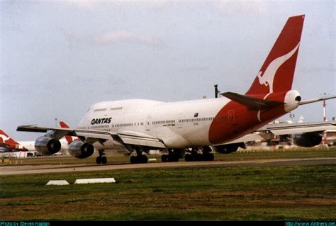 Boeing 747 338 Qantas Aviation Photo 0048030