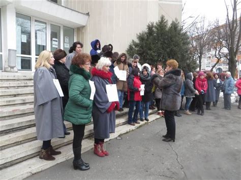 Video Protest Spontan Al Grefierilor Probraila Stiri Braila