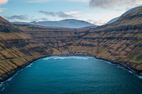 Tjørnuvík Faroe Islands (Black Sand Beach, Surfing and Hikes!) - Avenly ...