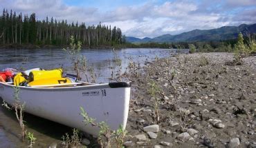 Teslin River Canoeing | BC Yukon Adventure Tours | Sea to Sky Expeditions