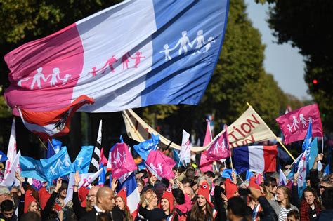 Manifestation Anti Pma à Paris Le Parcours Du Cortège