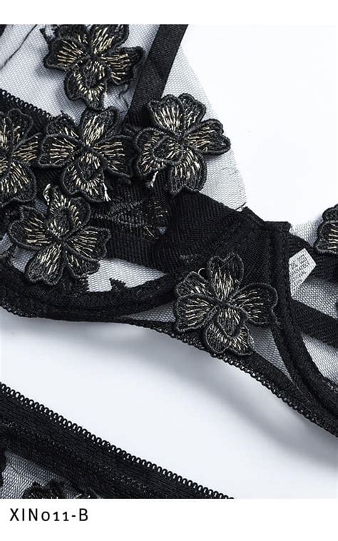 Преубав дводелен комплет голеини S M L XXX SEX SHOP LIBIDO SKOPJE НАЈНИСКИ ЦЕНИ