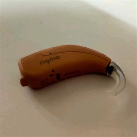 Plastic And Rubber Siemens Signia Prompt Sp Bte Hearing Aid Max Power