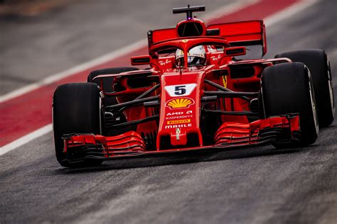 Sebastian Vettel Scuderia Ferrari SF71H 2018 3000x2000 R F1Porn