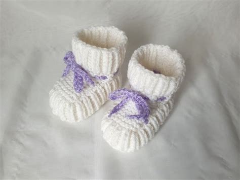 Strickanleitung Baby Schuhe Booties ohne Nadelspiel Sohlenlänge ca 10 cm