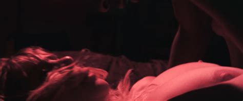 Nude Video Celebs Amandine Noworyta Nude Dehors Je Respire