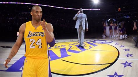 Kobe Bryant Magic Johnson Rindi Tributo Al Dolo De Los Ngeles