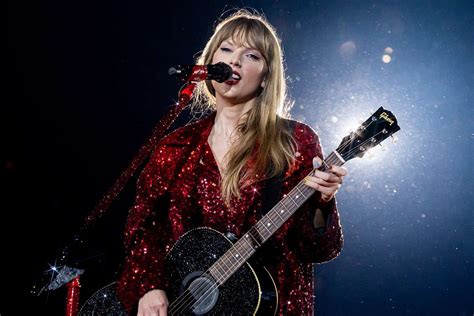 Taylor Swifts Eras Tour Headed To Movie Theaters In October