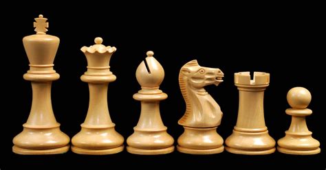 Chess Talk: The Grandmaster Series Chess Set