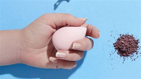 Easy Tips To Clean Your Beauty Blender