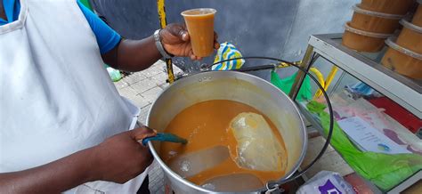 Champú y casabe delicias ancestrales de Esmeraldas Diario La Hora