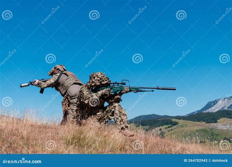 A Sniper Team Squad Of Soldiers Is Going Undercover Sniper Assistant