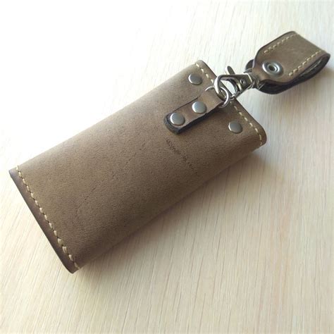 Аксессуары из натуральной кожи ручной работы | Leather key holder ...