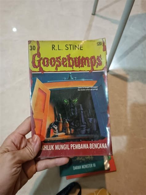 Goosebumps R L Stine Bekas Halaman Lengkap Tanpa Coretan Buku Alat