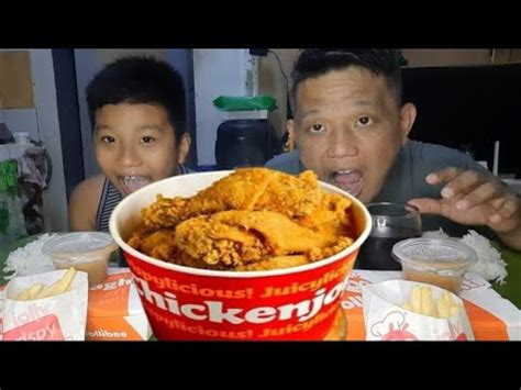 MUKBANG JOLLIBEE - YouTube