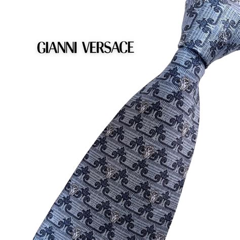 【やや傷や汚れあり】gianni Versace ネクタイ メドゥーサ柄 パターン柄 ジャンニヴェルサーチ Used 中古 M163の落札情報