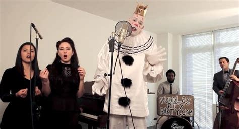 Puddles the Clown covers Lorde's 'Royals'