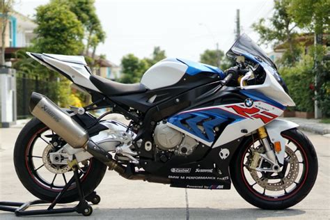 Bmw S Rr Pro Abs In Showroom Condition With Only Xx Km