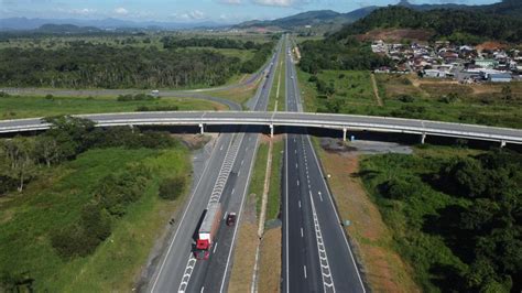 Obras de viadutos e duplicação na BR 470 são concluídas no Vale do