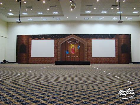 Backdrop com projeção - Miro Arte Comunicação Visual